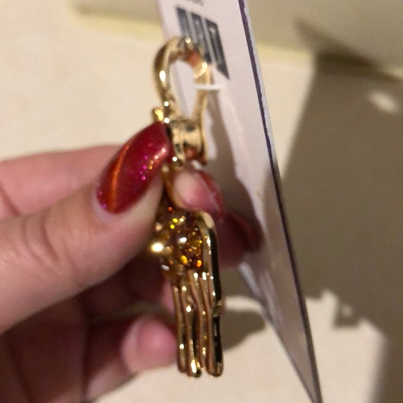 Pendant - Picture 2 of 3